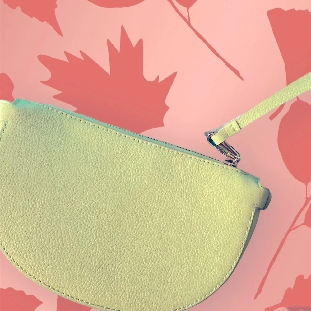 TALBOTS LEATHER CRESCENT WRISTLET